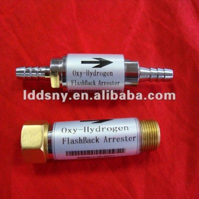 flashback arrestor for regulator